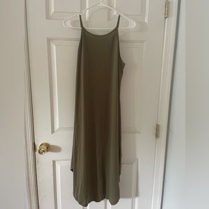 Olive green women’s casual sundress. Size Small.